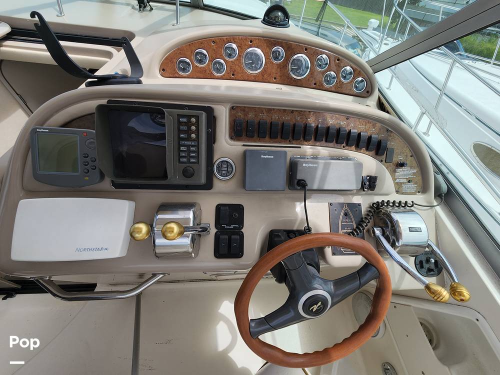 Slide: The Image of Sea Ray 310 Sundancer 1999 - 11062076
