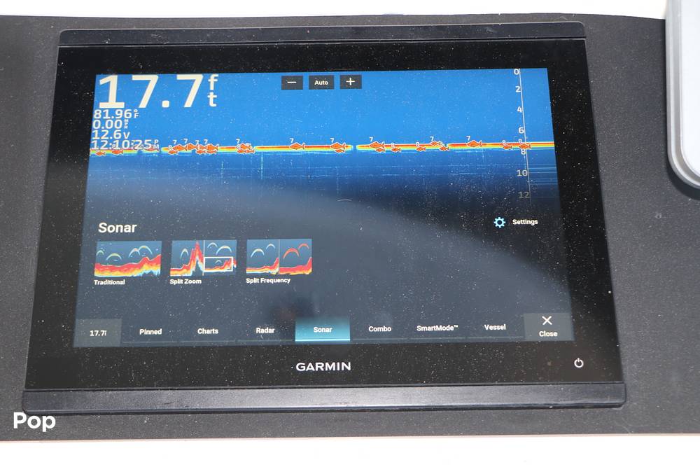 Slide: The Image of Sea Ray 310 Sundancer 1999 - 15320241