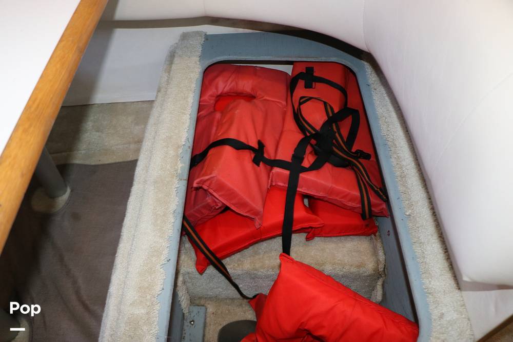 Slide: The Image of Sea Ray 310 Sundancer 1999 - 15320296