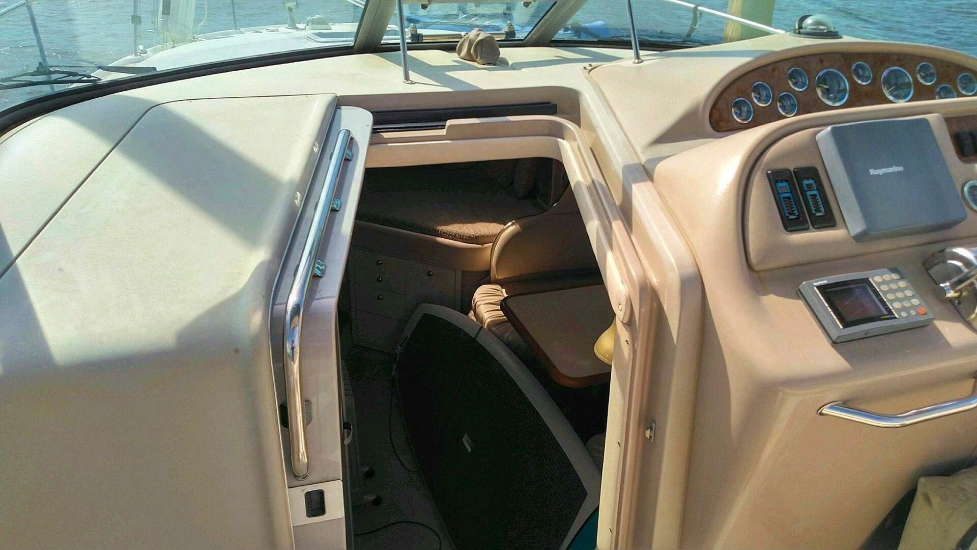 Slide: The Image of Sea Ray 310 Sundancer 1999 - 4888042