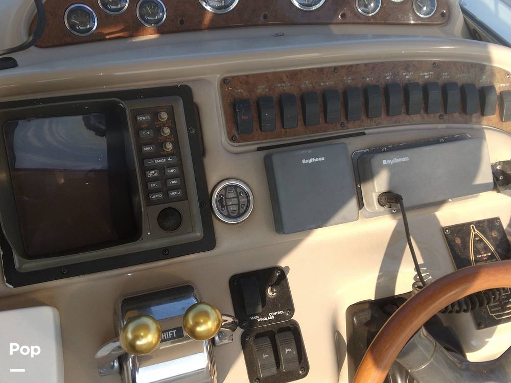 Slide: The Image of Sea Ray 310 Sundancer 1999 - 10887645