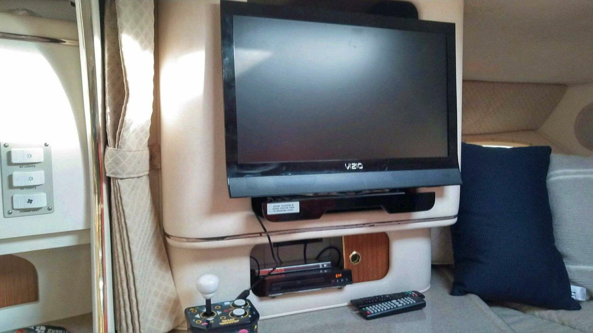Slide: The Image of Sea Ray 310 Sundancer 1999 - 4888045