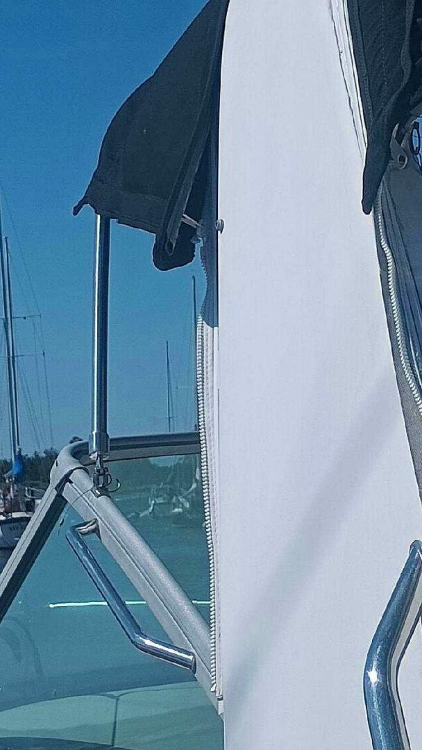 Slide: The Image of Sea Ray 310 Sundancer 1999 - 4888054