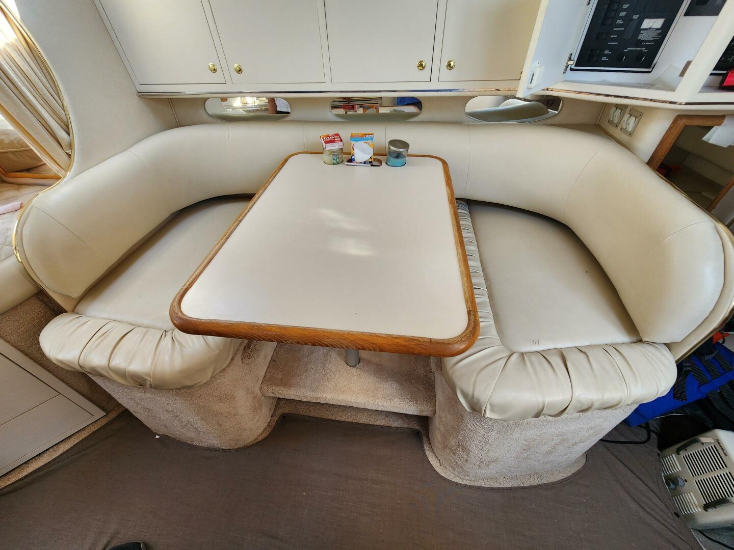 Slide: The Image of Sea Ray 310 Sundancer 1999 - 5452380