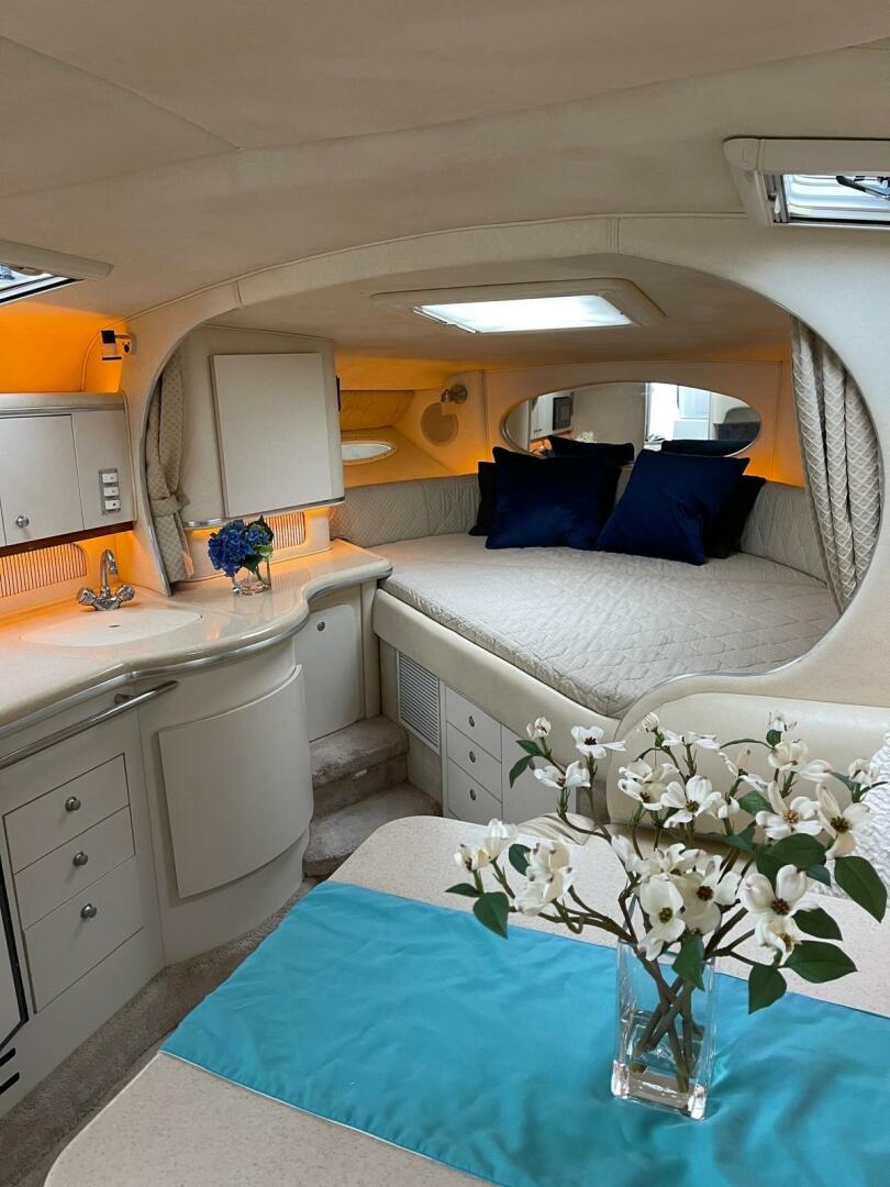 Slide: The Image of Sea Ray 310 Sundancer 2000 - 4535693