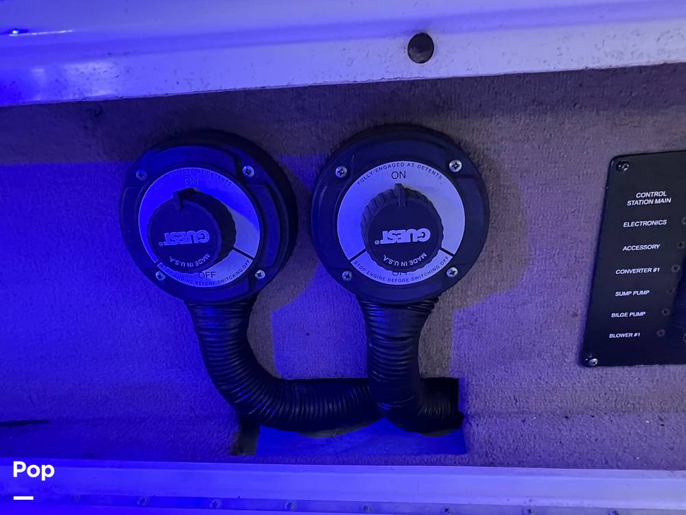 Slide: The Image of Battery Switchs - 15867516