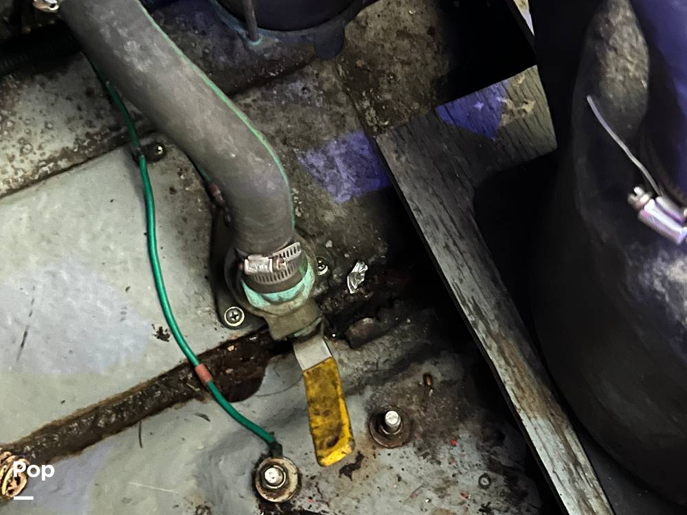 Slide: The Image of Sea Ray 310 Sundancer 2000 - 15867546