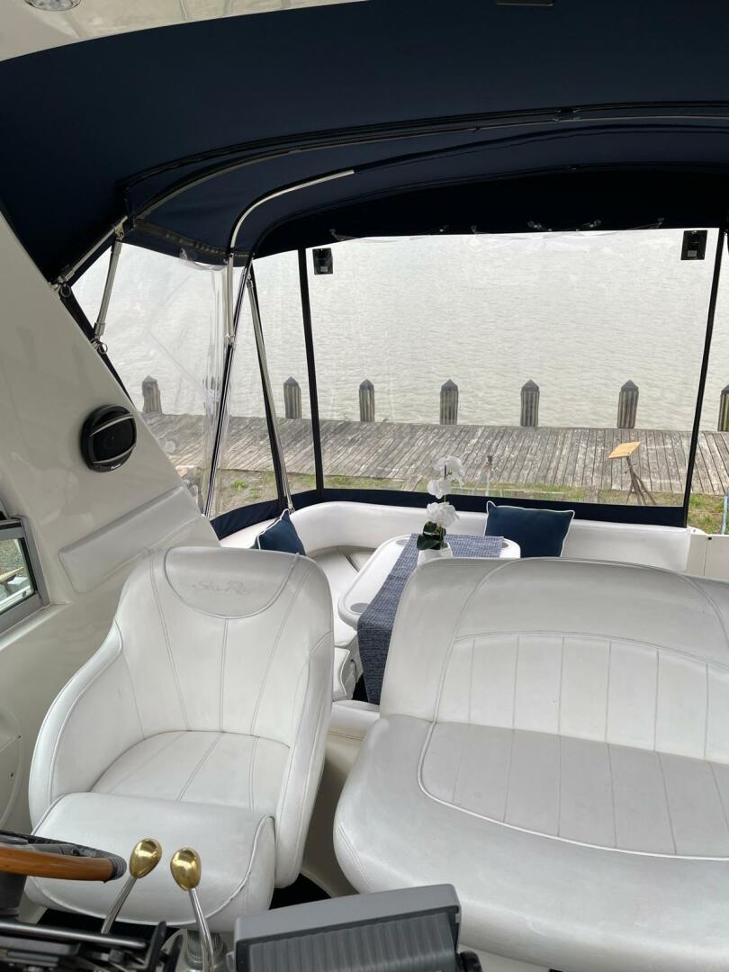 Slide: The Image of Sea Ray 310 Sundancer 2000 - 4535672