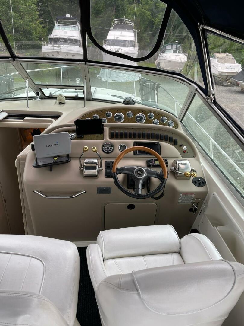 Slide: The Image of Sea Ray 310 Sundancer 2000 - 4535673