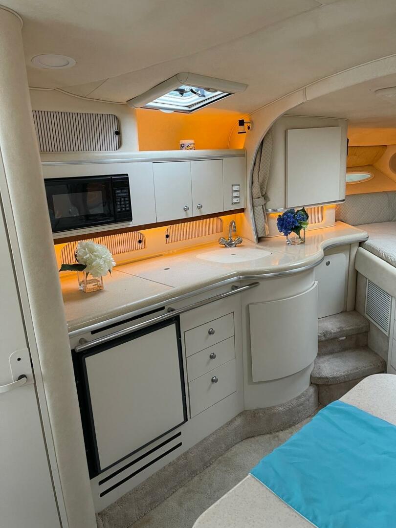 Slide: The Image of Sea Ray 310 Sundancer 2000 - 4535675