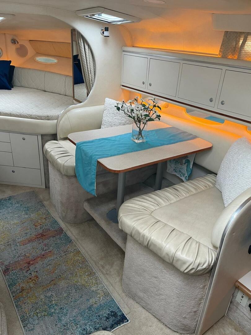 Slide: The Image of Sea Ray 310 Sundancer 2000 - 4535677