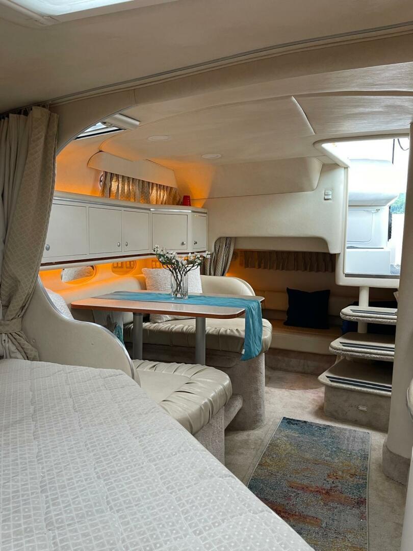 Slide: The Image of Sea Ray 310 Sundancer 2000 - 4535678