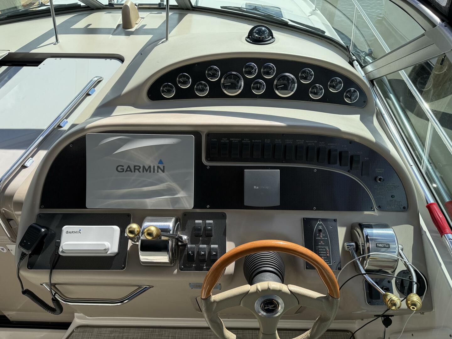 Slide: The Image of Sea Ray 310 Sundancer 2001 - 5585305