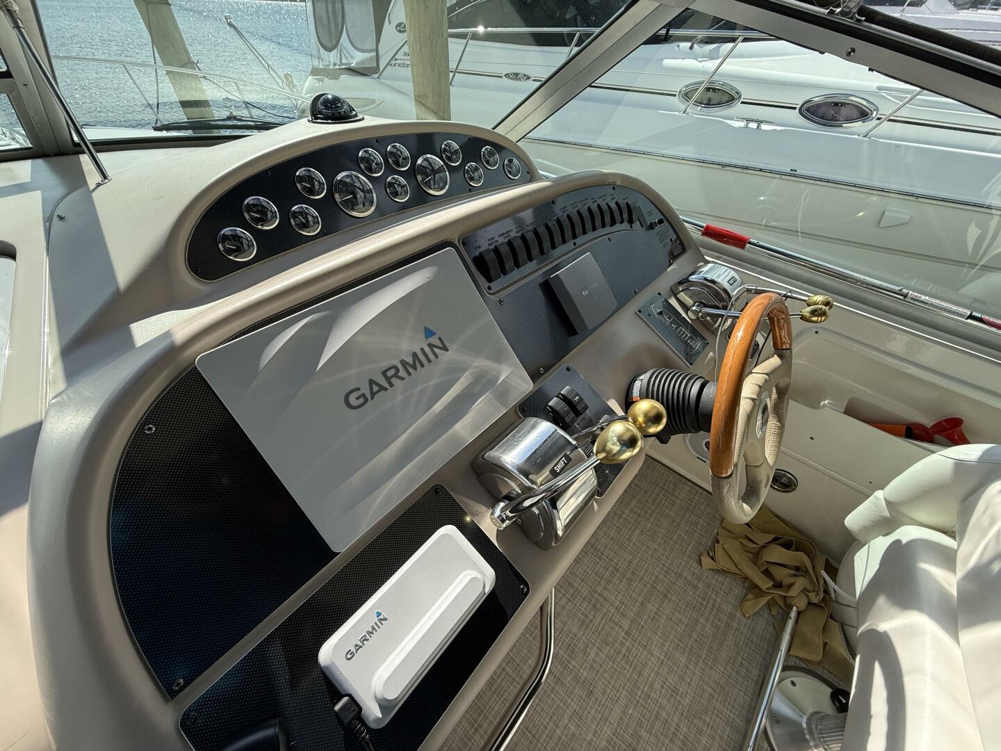 Slide: The Image of Sea Ray 310 Sundancer 2001 - 5585307