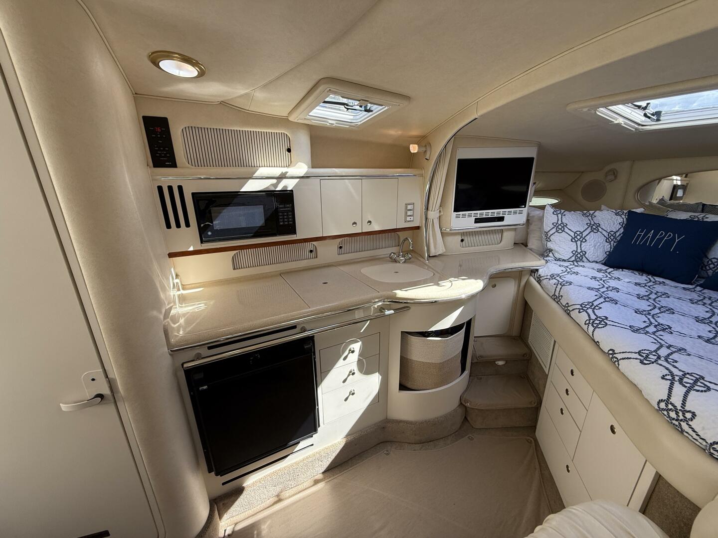 Slide: The Image of Sea Ray 310 Sundancer 2001 - 5585313