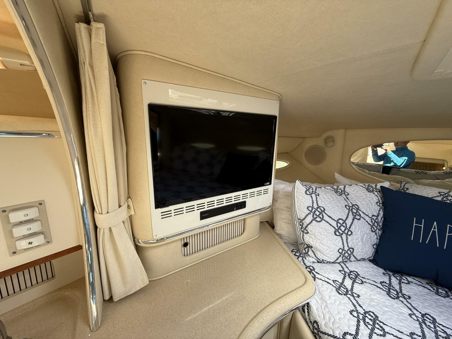 Slide: The Image of Sea Ray 310 Sundancer 2001 - 5585316