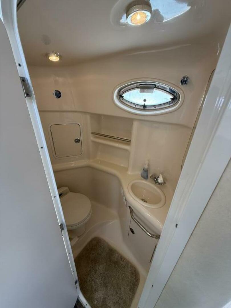 Slide: The Image of Sea Ray 310 Sundancer 2001 - 5585338