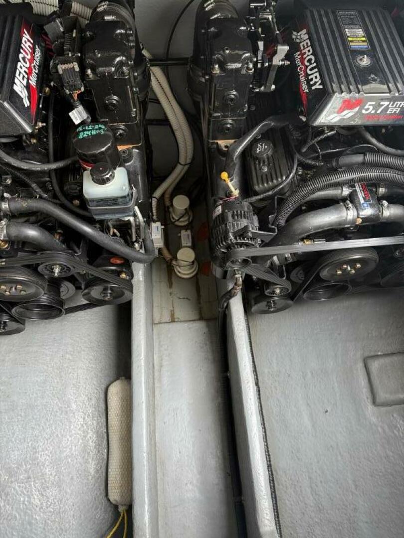 Slide: The Image of Sea Ray 310 Sundancer 2001 - 5585363