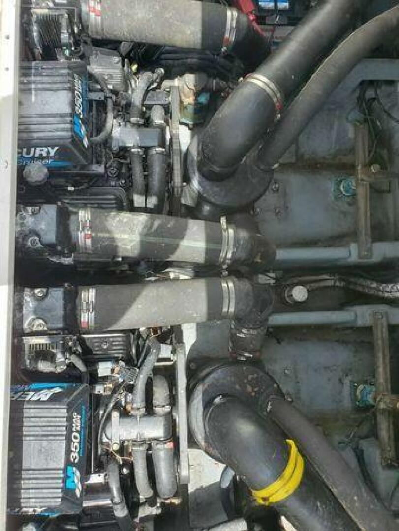 Slide: The Image of Sea Ray 310 Sundancer 2002 - 3989640