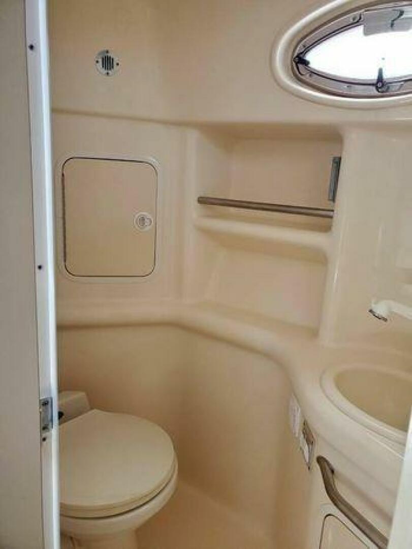 Slide: The Image of Sea Ray 310 Sundancer 2002 - 3989654