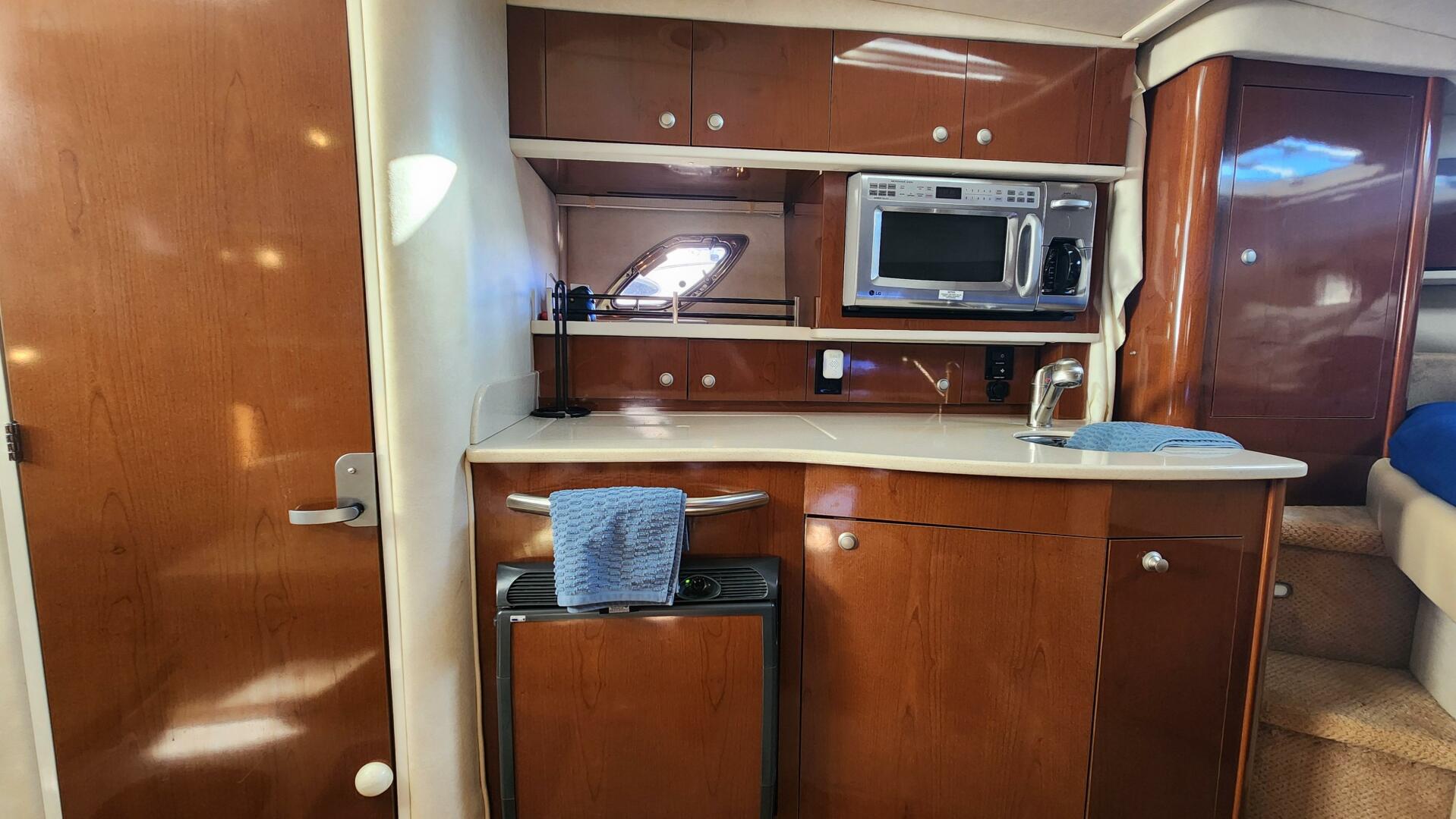 Slide: The Image of Sea Ray 310 Sundancer 2008 - 4800493