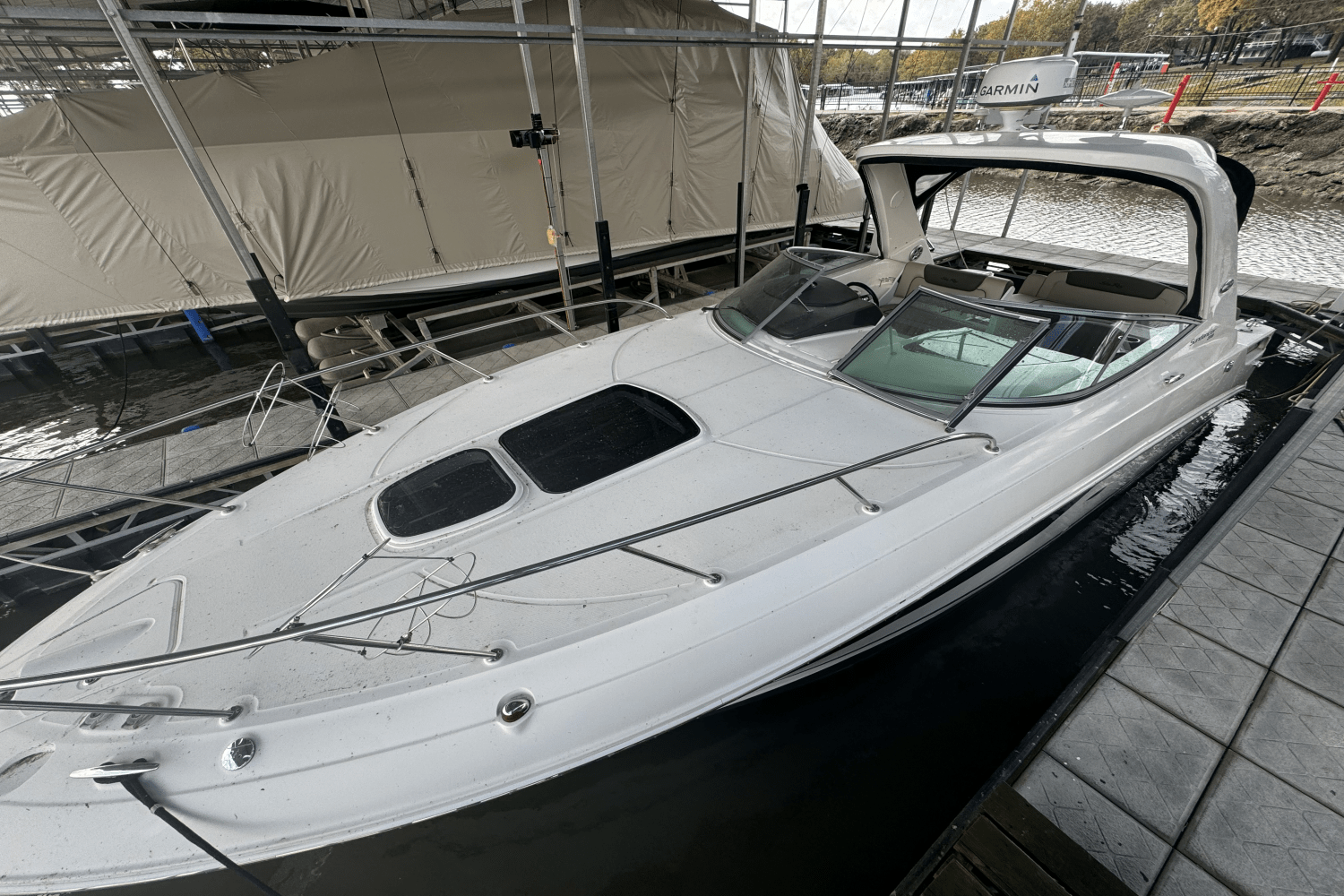 Slide: The Image of Sea Ray 310 SUNDANCER 2015 - 5