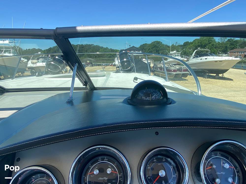 Slide: The Image of Sea Ray 310 Sundancer w/Axius 2015 - 15517769