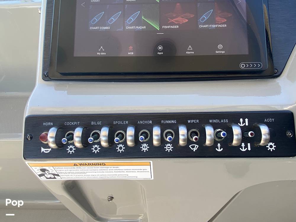 Slide: The Image of Sea Ray 310 Sundancer w/Axius 2015 - 15517770