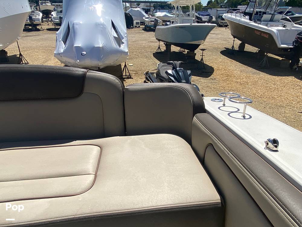 Slide: The Image of Sea Ray 310 Sundancer w/Axius 2015 - 15517782