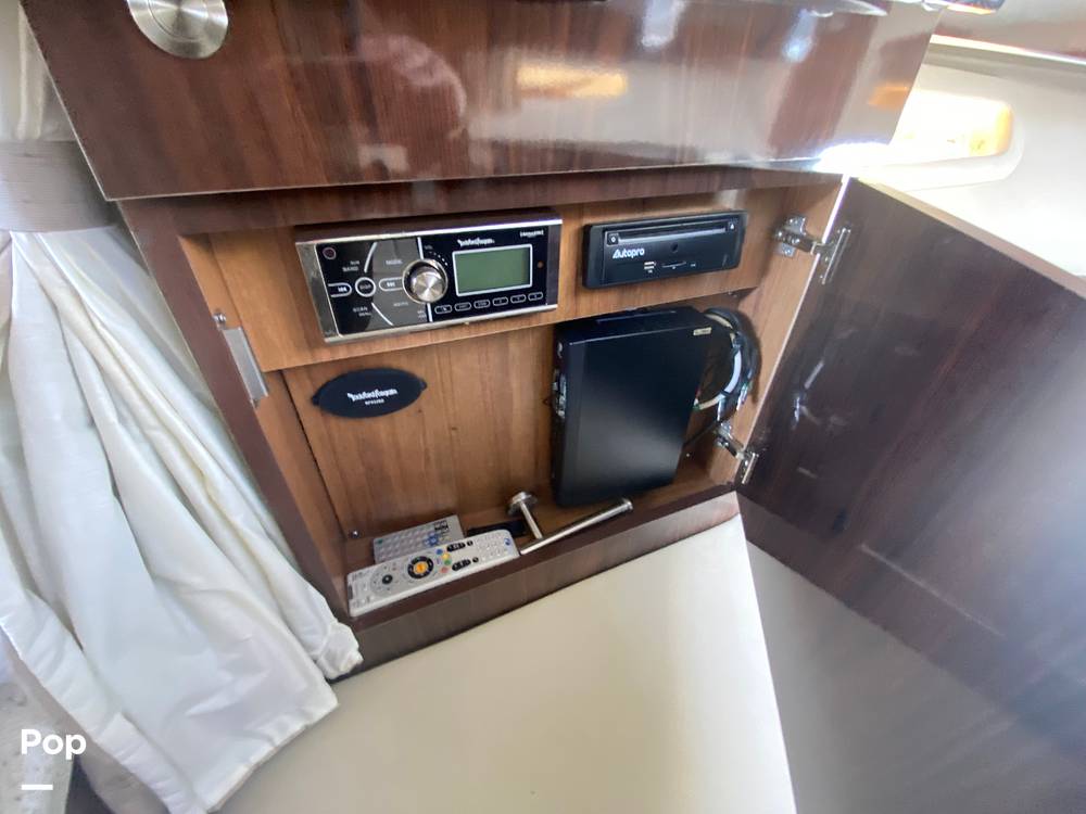 Slide: The Image of Sea Ray 310 Sundancer w/Axius 2015 - 15517805