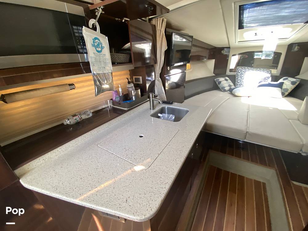 Slide: The Image of Sea Ray 310 Sundancer w/Axius 2015 - 15517821