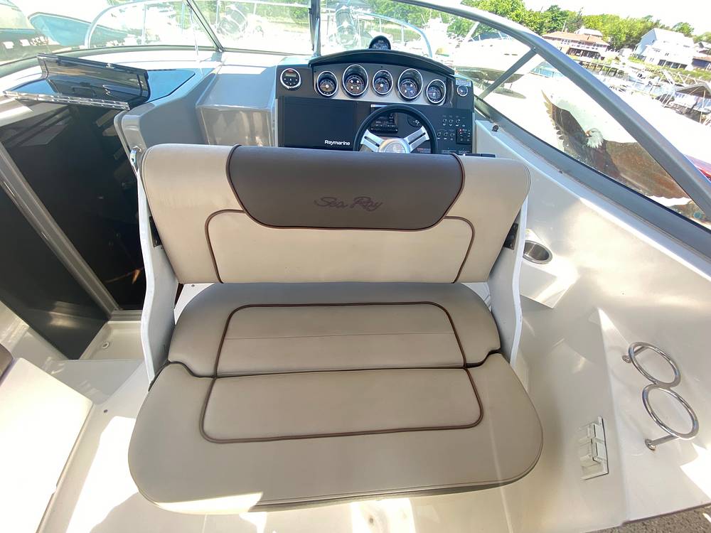 Slide: The Image of Sea Ray 310 Sundancer w/Axius 2015 - 15517833