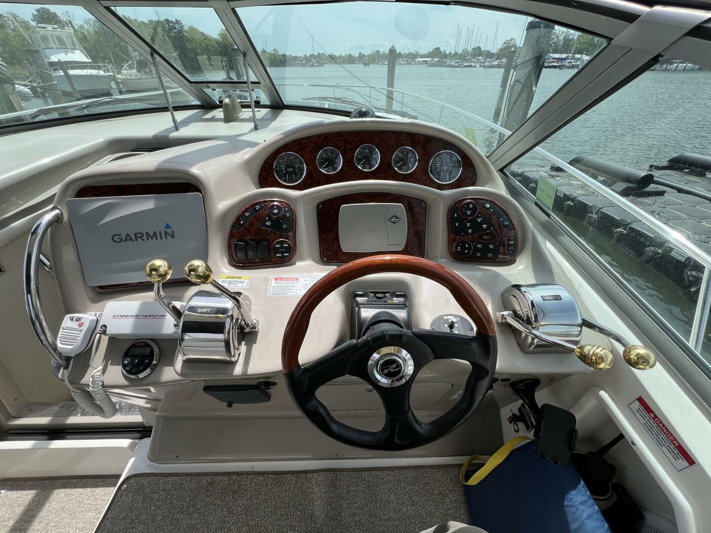 Slide: The Image of Sea Ray 320 2007 - 5255281