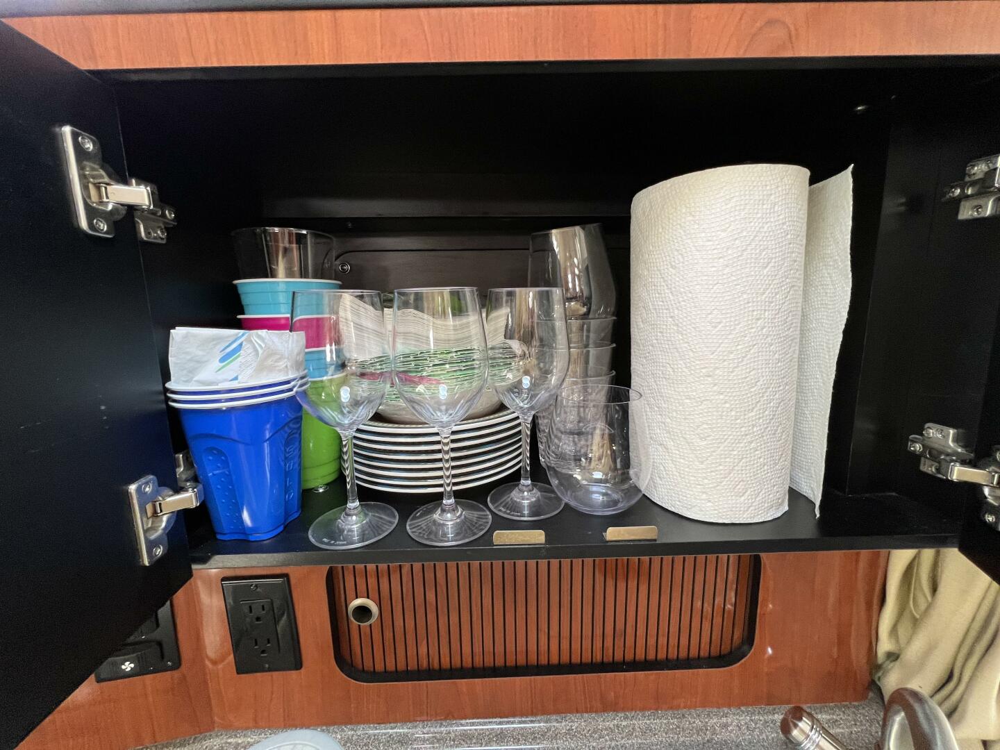 Slide: The Image of Sea Ray 320 2007 - 5255290