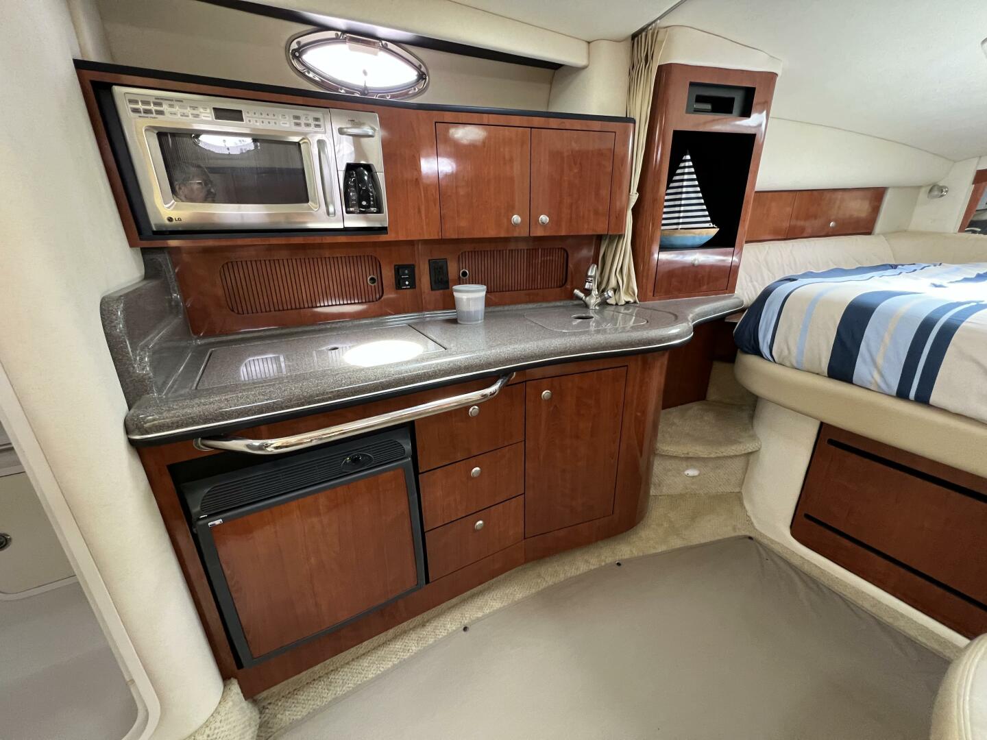 Slide: The Image of Sea Ray 320 2007 - 5255295