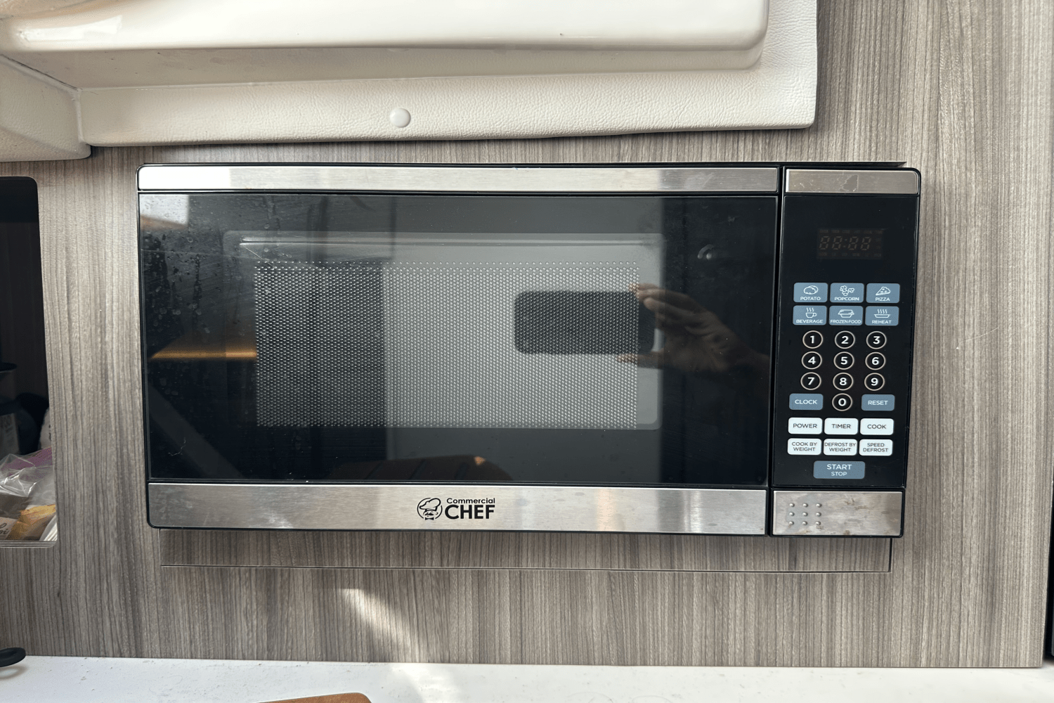 Slide: The Image of Sea Ray 320 DA-OB 2023 - 42