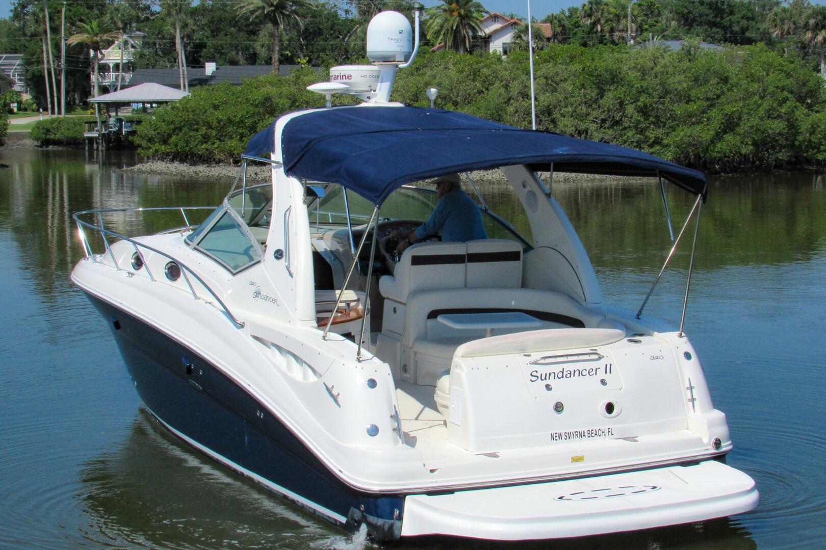 Slide: The Image of Sea Ray 320 Sundancer 2004 - 5350495