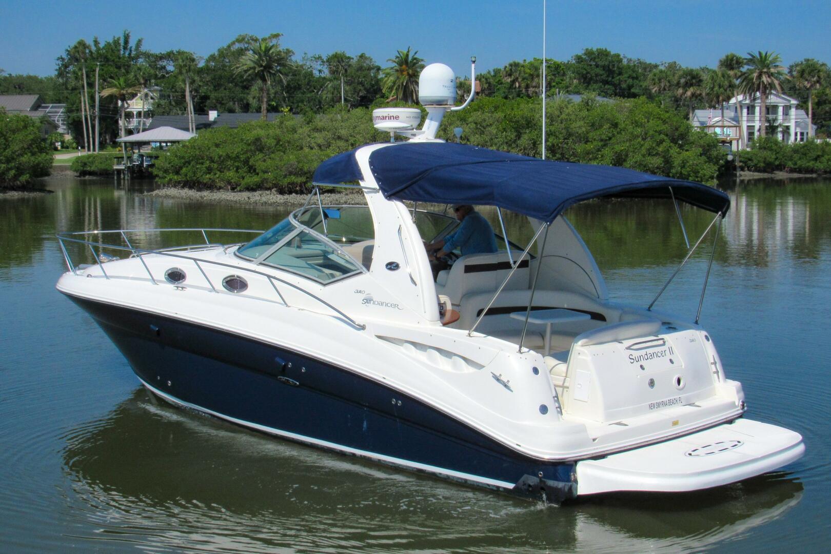 Slide: The Image of Sea Ray 320 Sundancer 2004 - 5350496