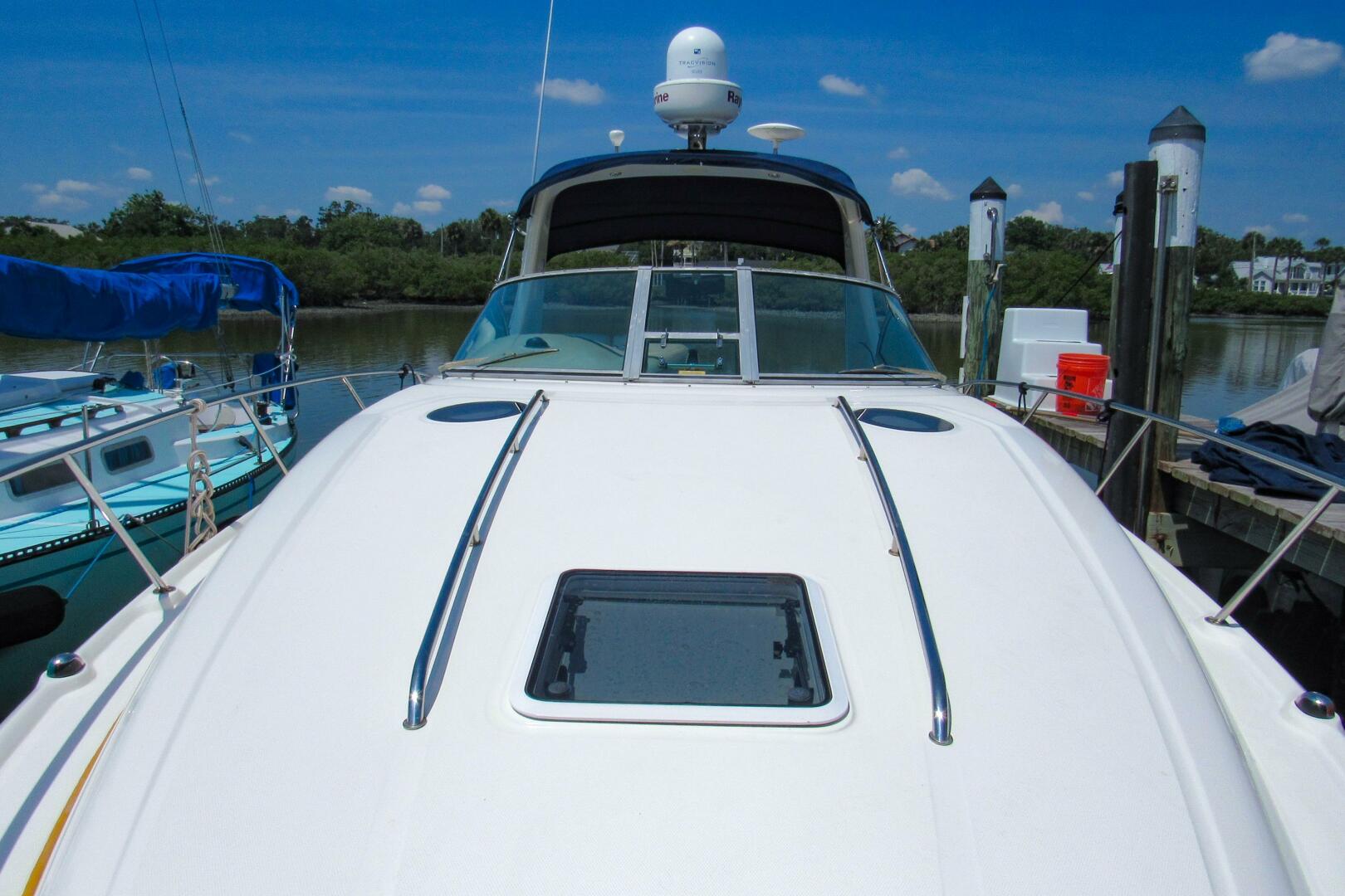 Slide: The Image of Sea Ray 320 Sundancer 2004 - 5350501