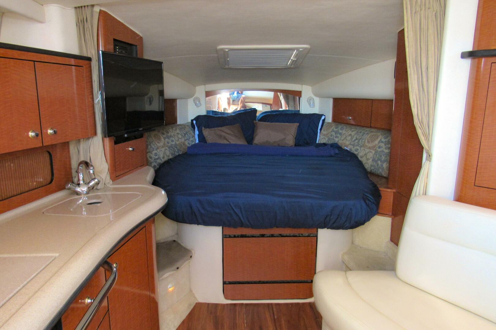 Slide: The Image of Sea Ray 320 Sundancer 2004 - 5350538