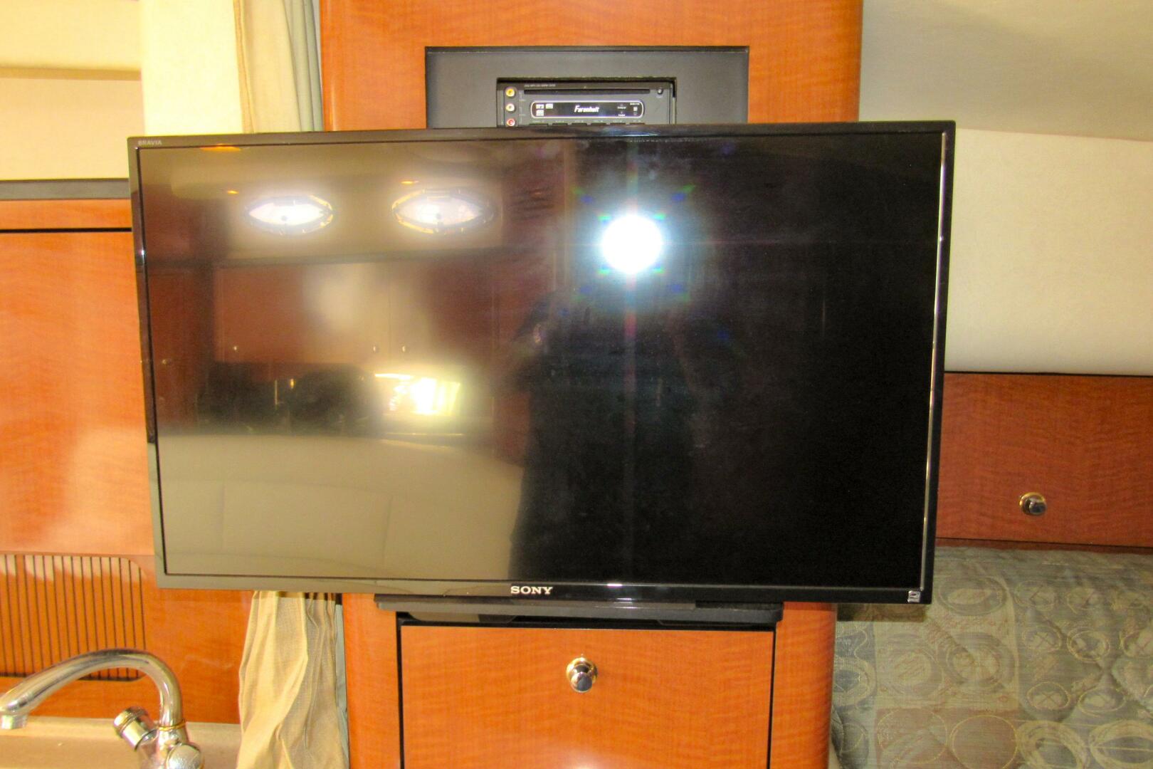 Slide: The Image of Sea Ray 320 Sundancer 2004 - 5350546