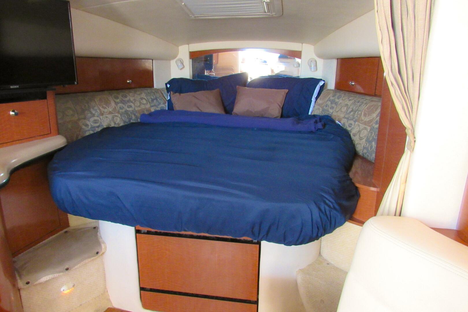 Slide: The Image of Sea Ray 320 Sundancer 2004 - 5350547
