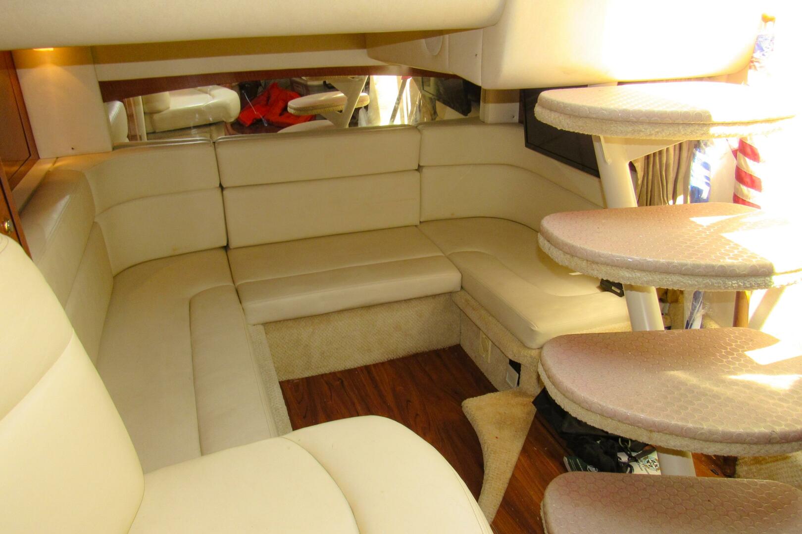 Slide: The Image of Sea Ray 320 Sundancer 2004 - 5350551