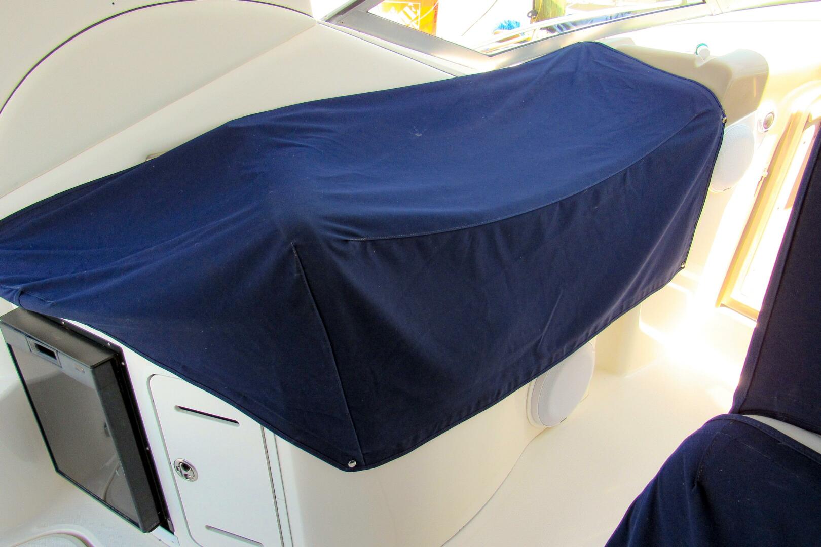 Slide: The Image of Sea Ray 320 Sundancer 2004 - 5350567