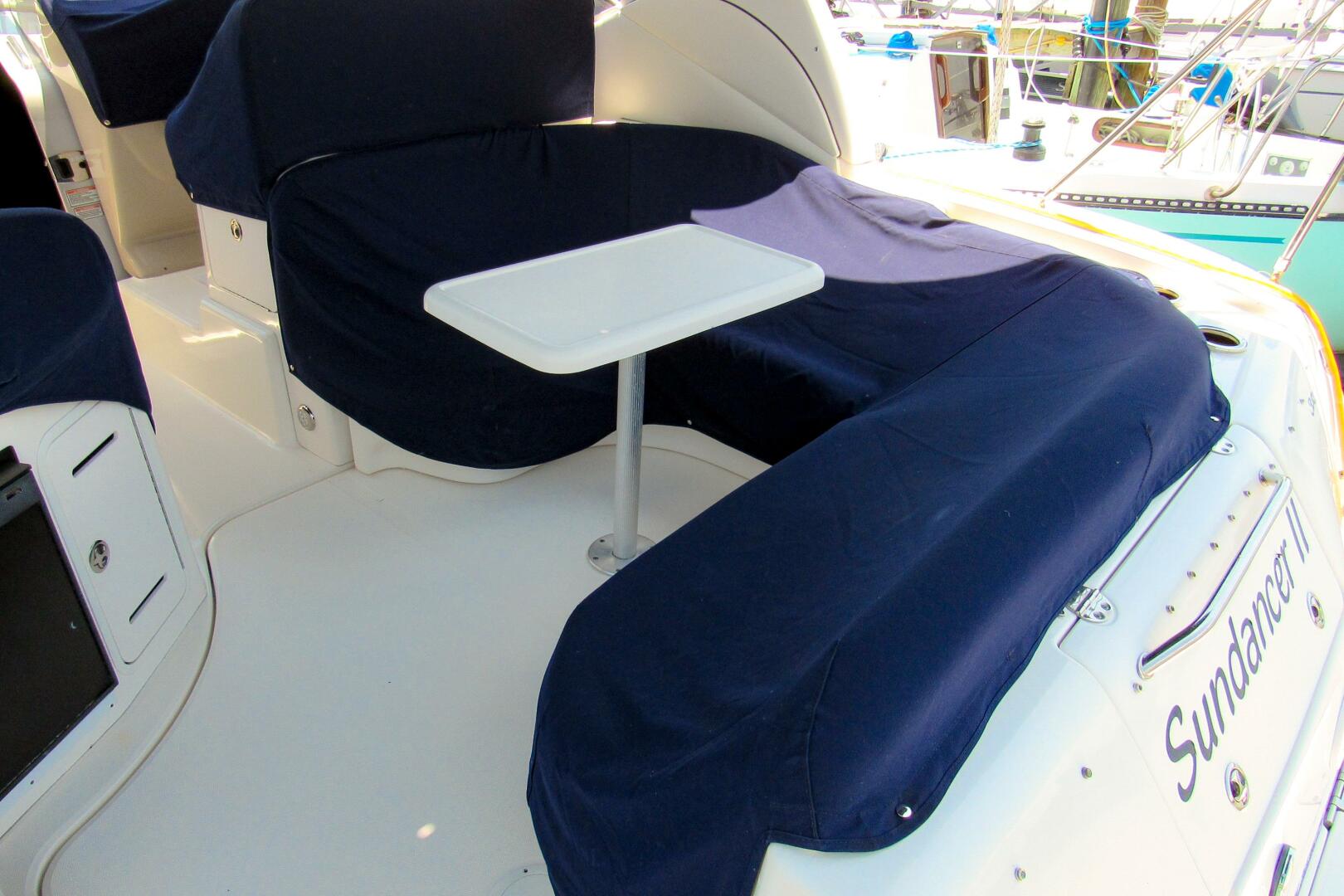 Slide: The Image of Sea Ray 320 Sundancer 2004 - 5350568