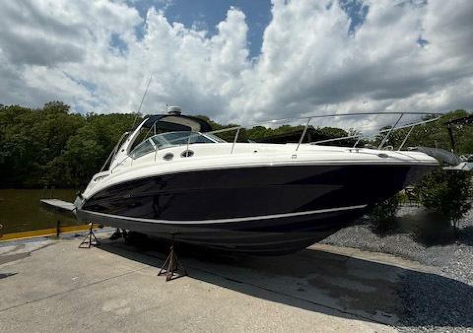 Slide: The Image of Sea Ray 320 Sundancer 2005 - 5316664