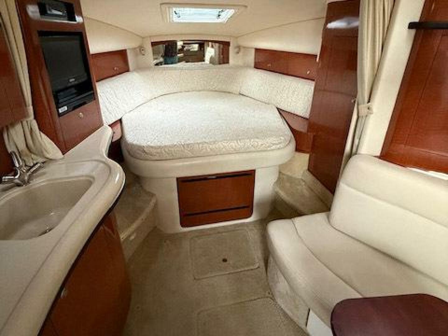 Slide: The Image of Sea Ray 320 Sundancer 2005 - 5316667