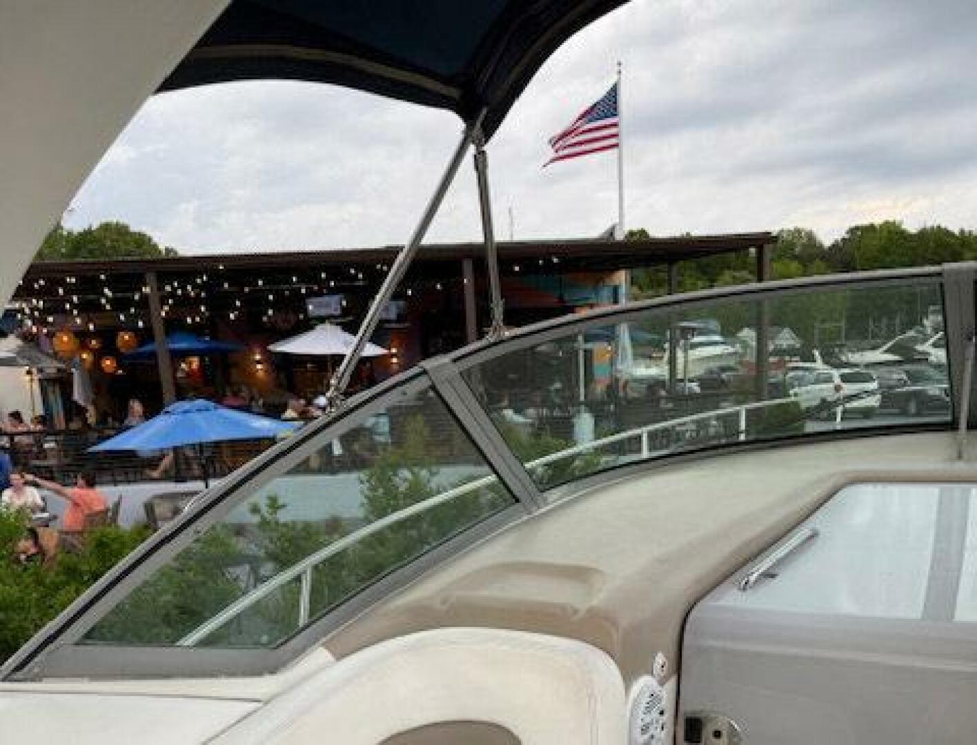 Slide: The Image of Sea Ray 320 Sundancer 2005 - 5316687