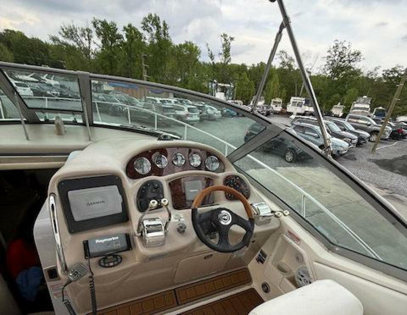 Slide: The Image of Sea Ray 320 Sundancer 2005 - 5316690