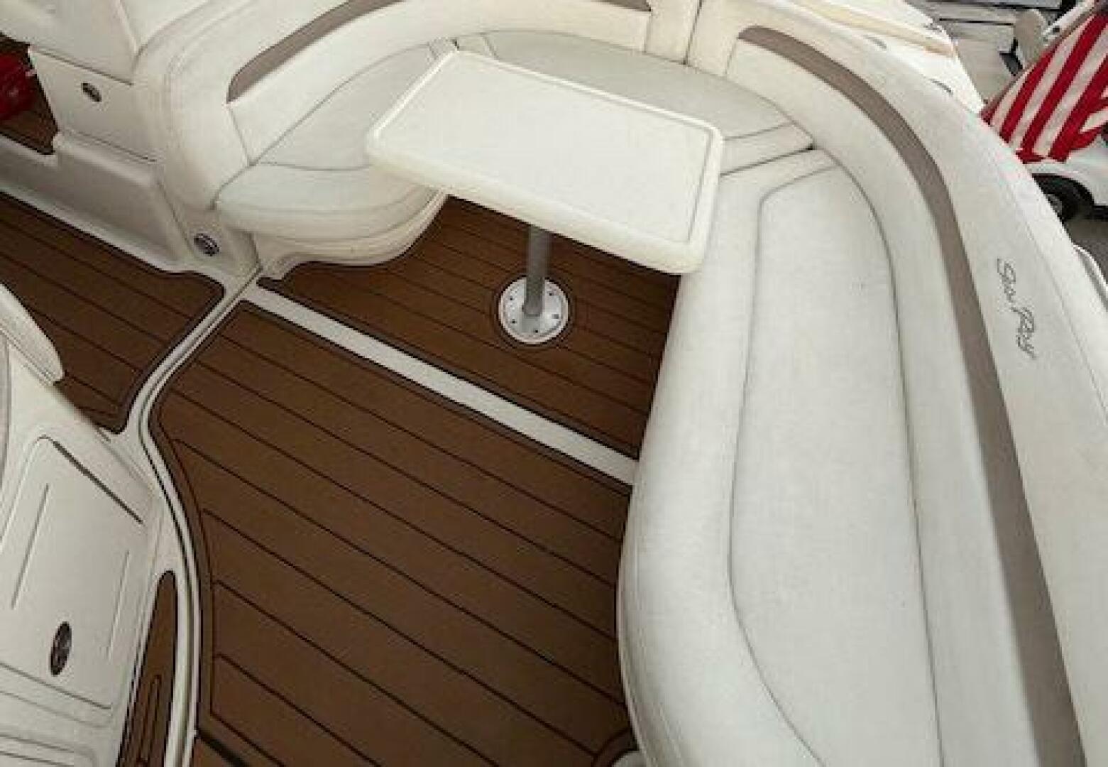 Slide: The Image of Sea Ray 320 Sundancer 2005 - 5316694